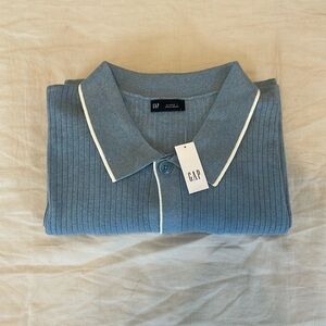 XL Tall GAP Rib Sweater Shirt - Blue Ridge Short sleeve button up shirt.